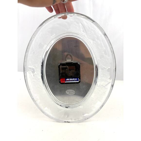 VTG Oval Crystal Clear Signatures Floral Rim Design Wall Clock Japaan Works - Picture 4 of 16